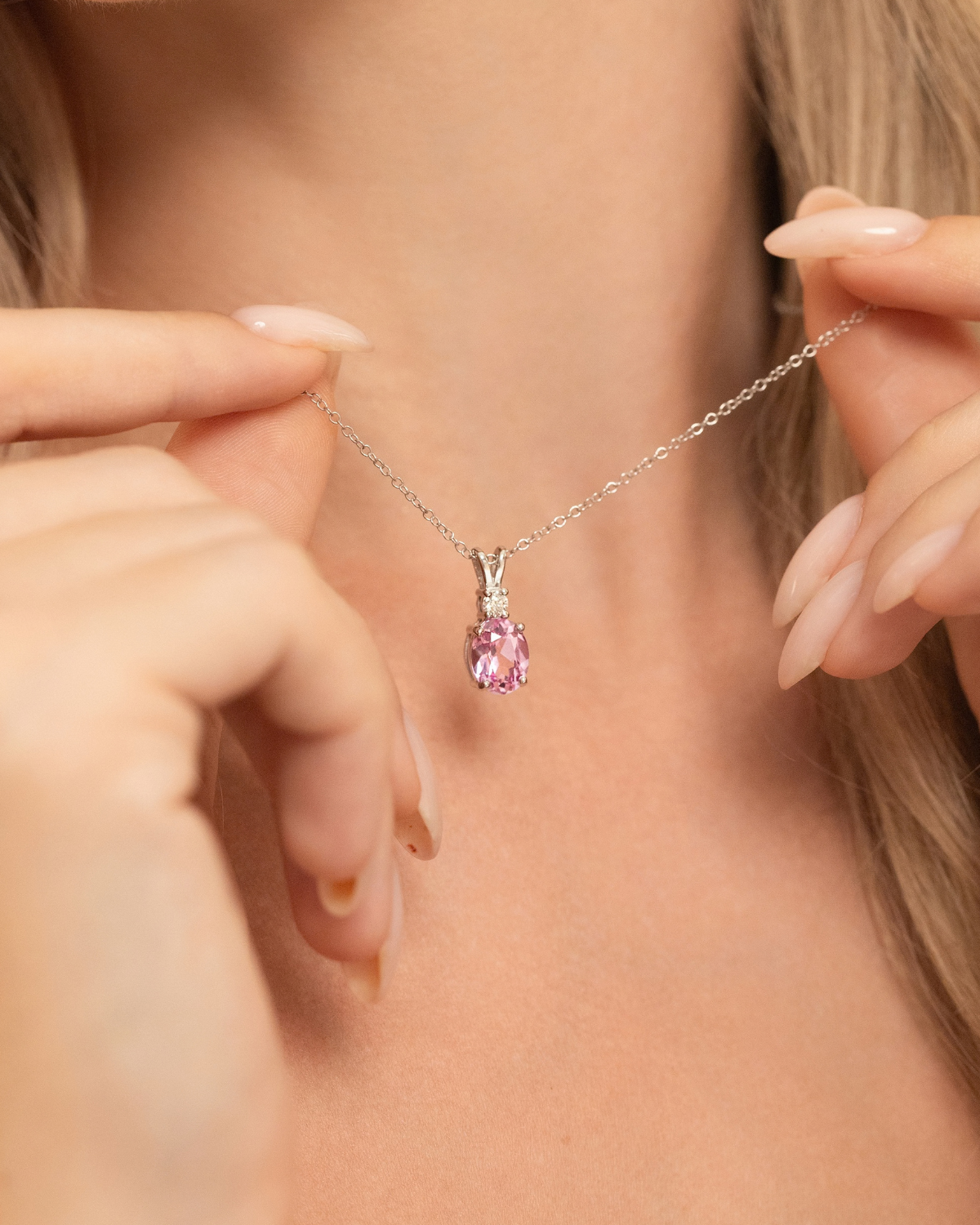 Vianne Jewellery 2ct Pink Sapphire Oval Pendant Necklace in Sterling Silver