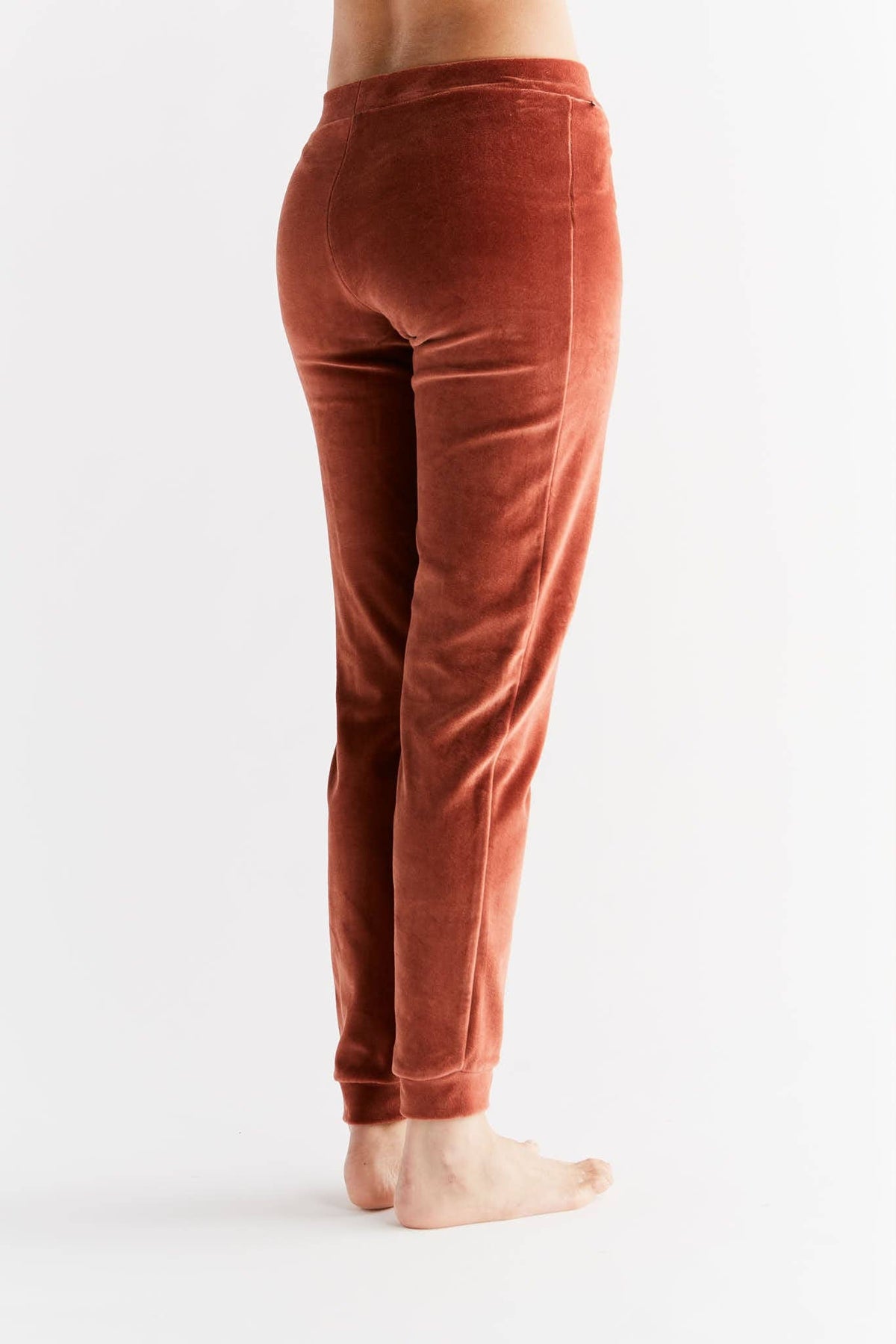 Earth Wardrobe Organic Cotton Soft Fleece Cuffed Sweatpants: Womens
