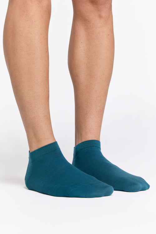 Earth Wardrobe Organic Cotton Trainer Socks: 6-Pack