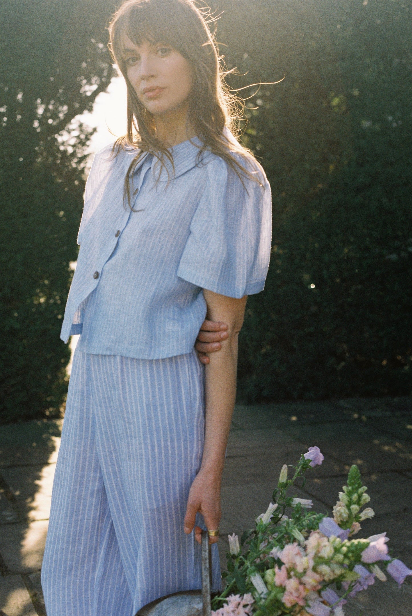Má + Lin Frances Cropped Linen Blouse in Sky Blue Stripe