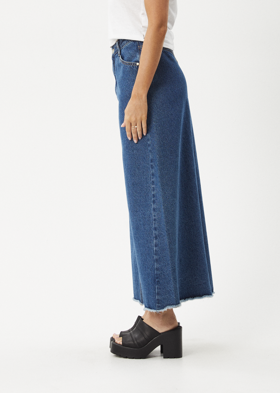 Falda Midi de Mezclilla Chichi de Afends