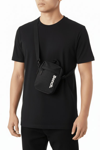 Bench Black Hydra Messenger Bag - Bascora