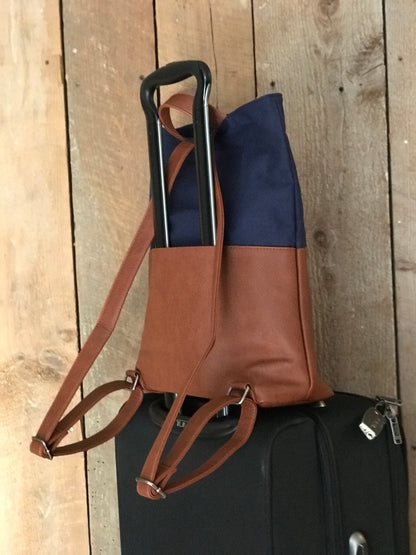 Mochila de viaje Montgomery con funda para equipaje
