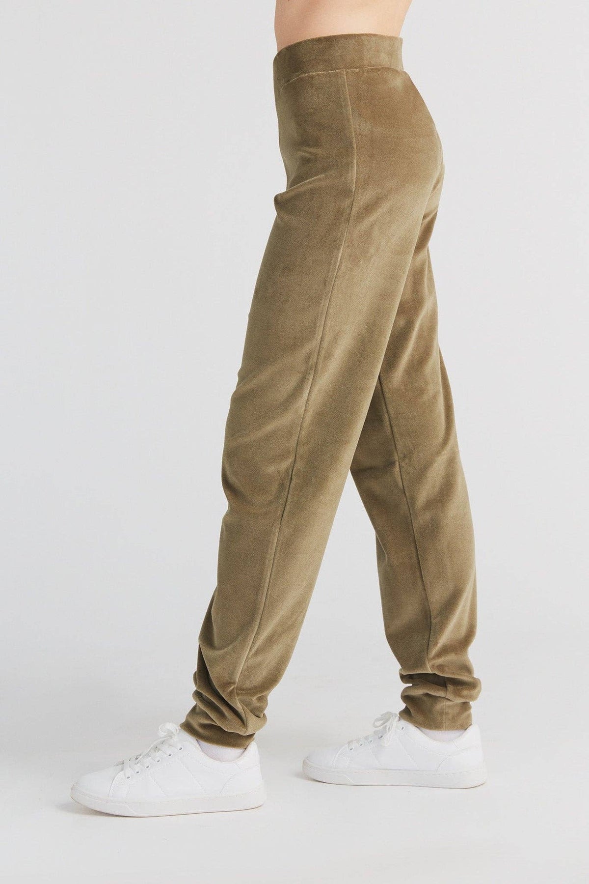 Earth Wardrobe Organic Cotton Soft Fleece Cuffed Sweatpants: Womens