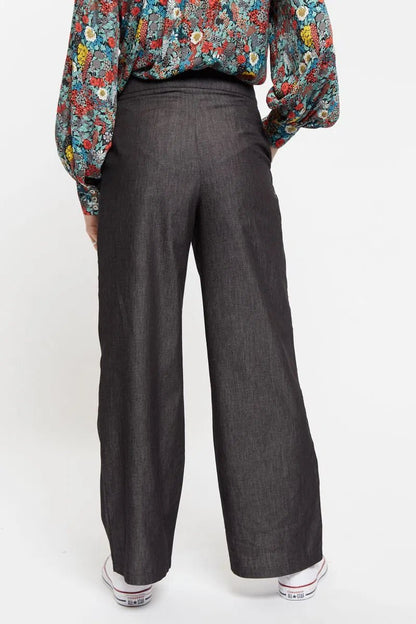 Elina Chambray Straight Cut Trouser – Black - Bascora