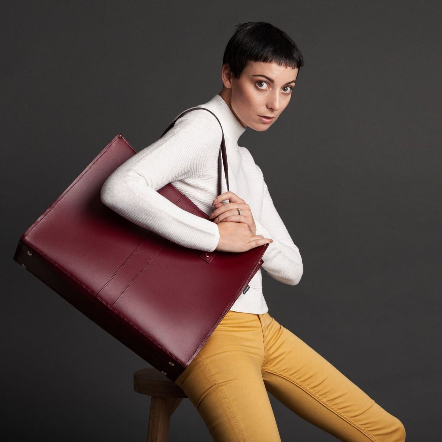 Handmade Leather Shopper – Ivy Green - Bascora