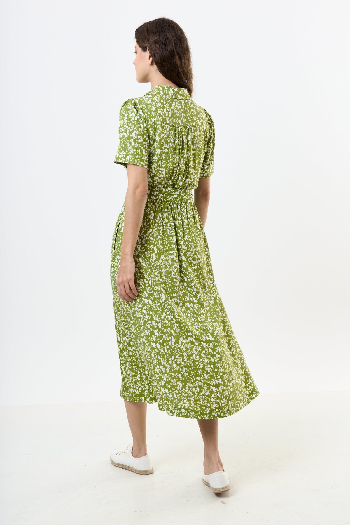 Inesa Negative Floral Print Short Sleeve Midi Shirtdress – Green - Bascora