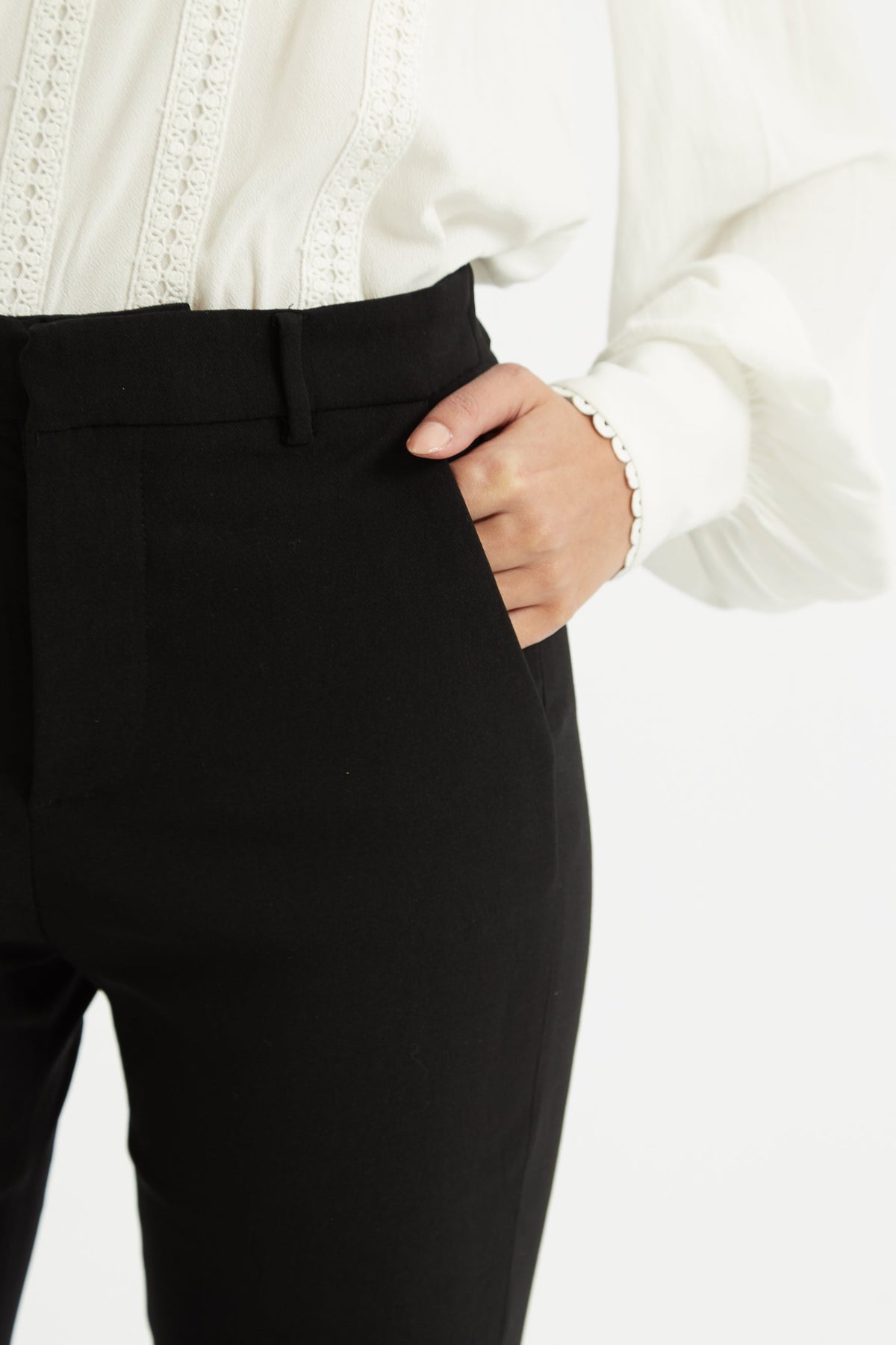 Jaylo Slim Fit Cropped Trouser – Black - Bascora