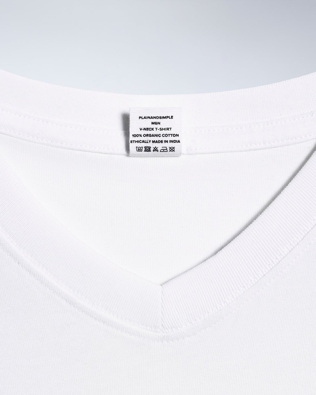 The V-Neck Tee – Men's Organic Cotton - Bascora
