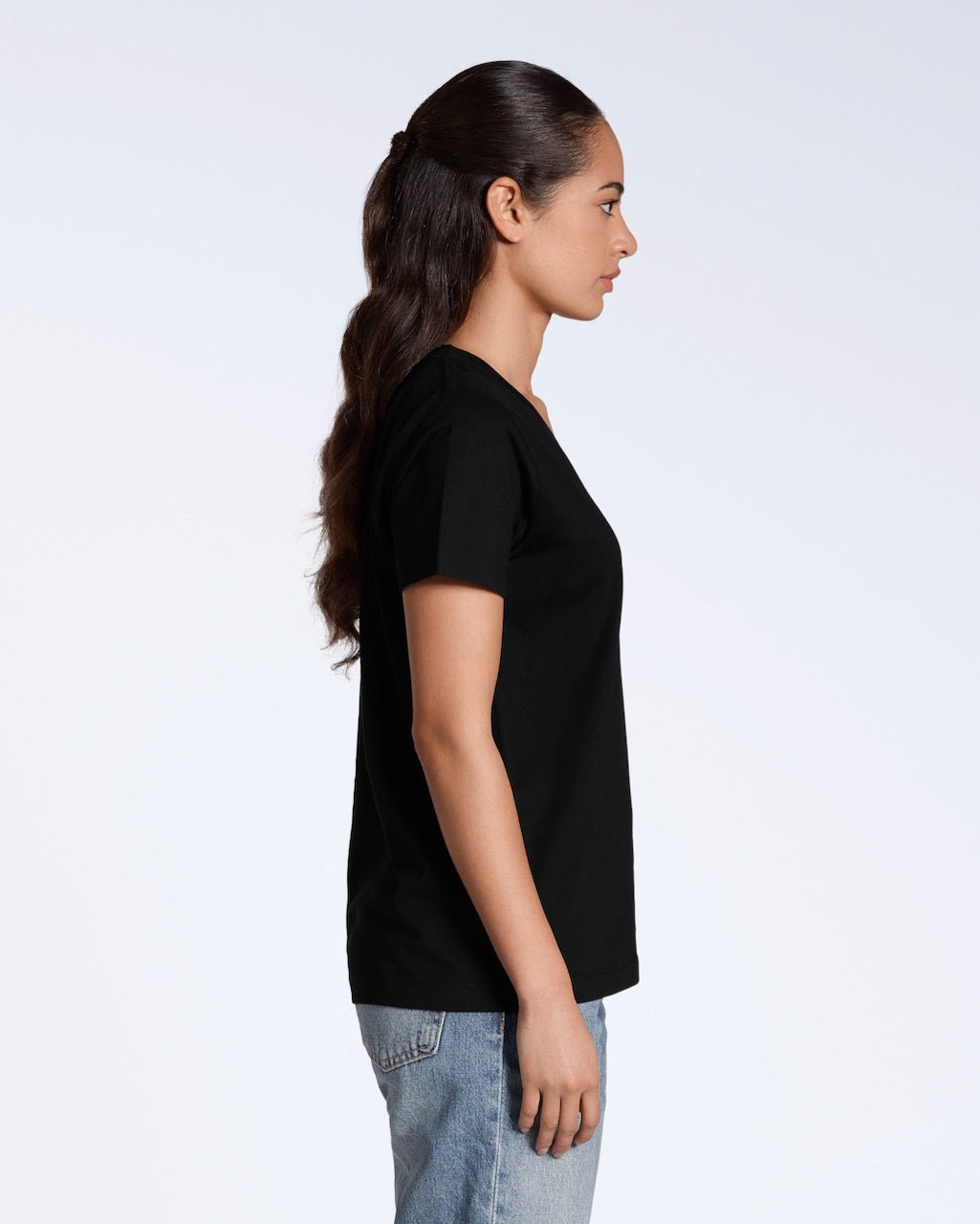 The V-Neck Tee – Organic Cotton - Bascora