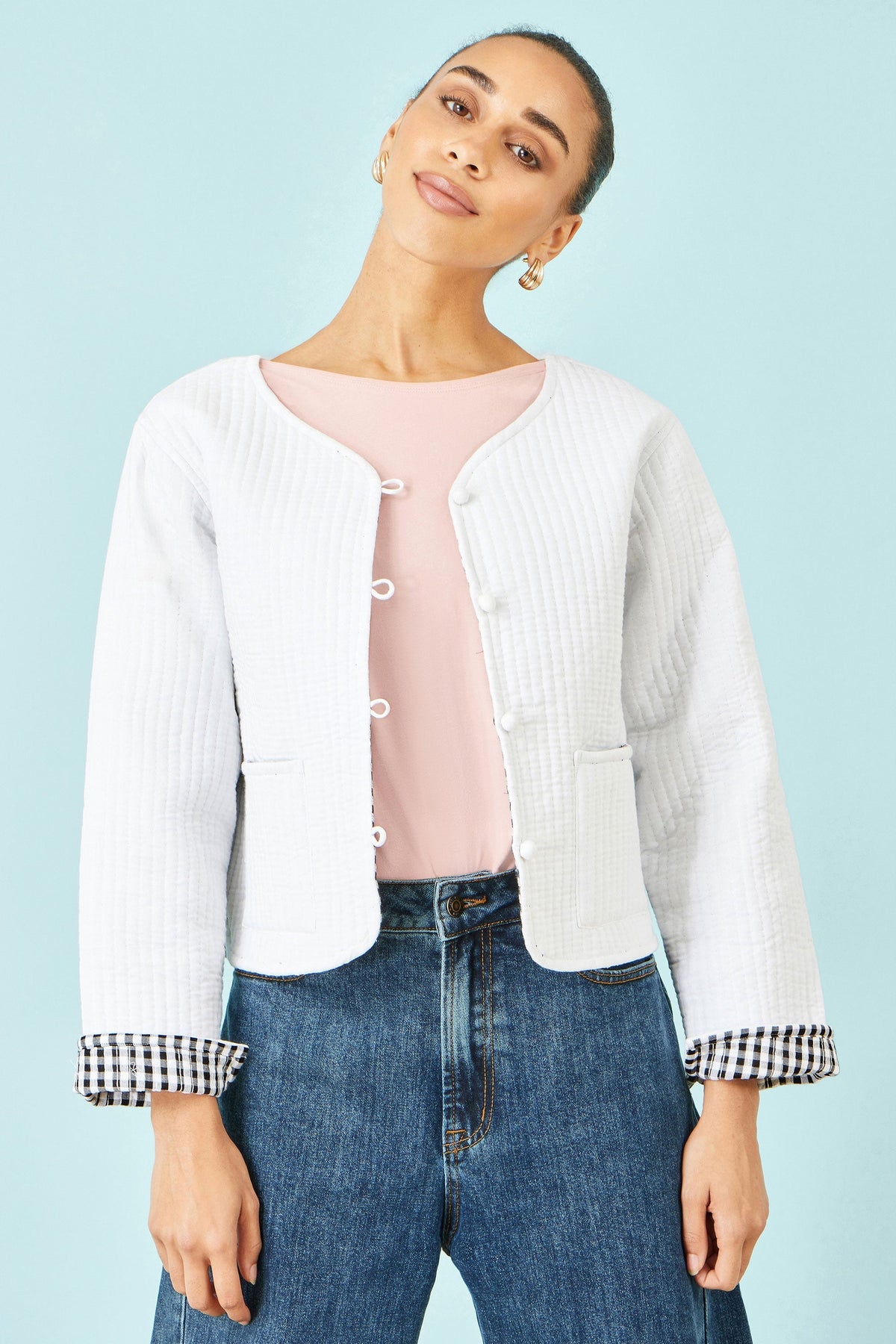 The White Gingham – Reversible Cotton Quilted Cropped Jacket - Bascora