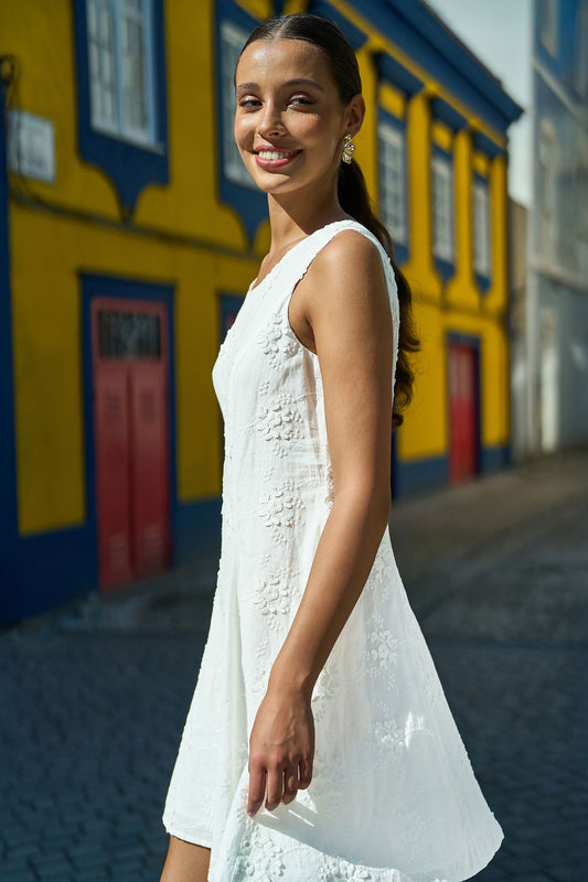 White Cotton Applique Flower Swing Shift Dress - Bascora