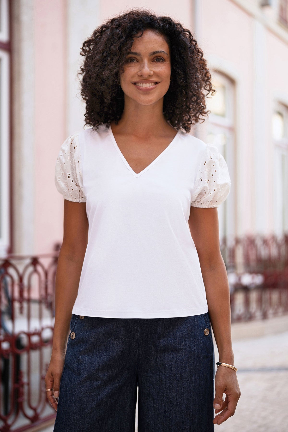 White Cotton Jersey T-Shirt With Lace Sleeves - Bascora