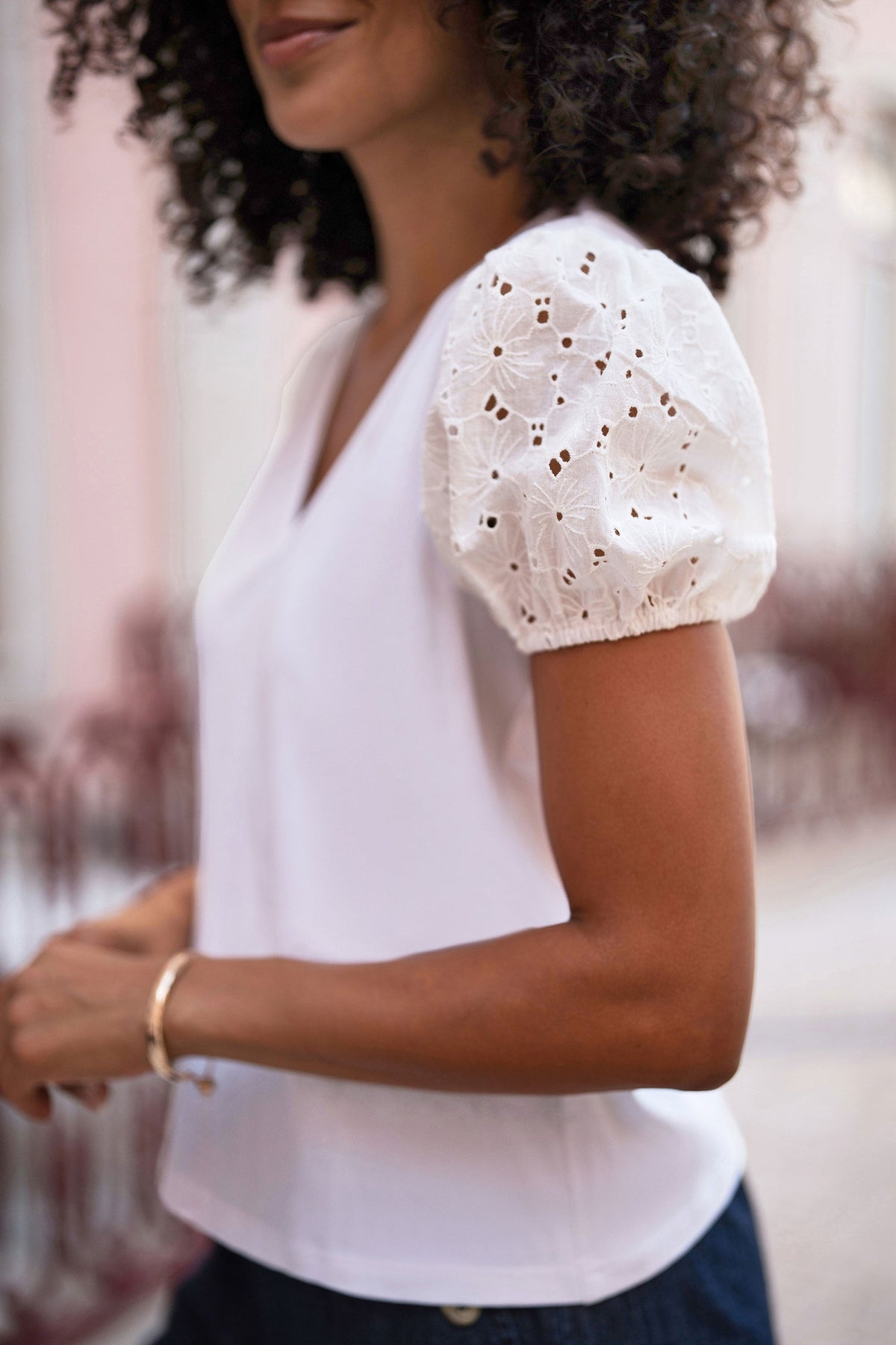 White Cotton Jersey T-Shirt With Lace Sleeves - Bascora